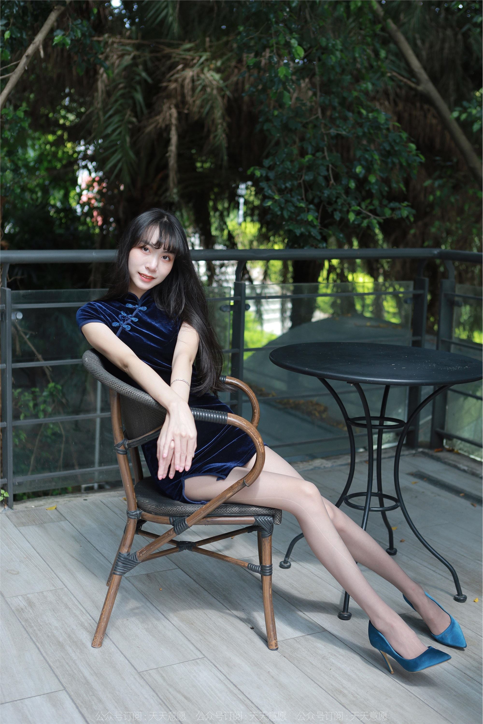 IESS异思趣向  2022.10.28 丝享家 1251 团团《灰思旗袍》